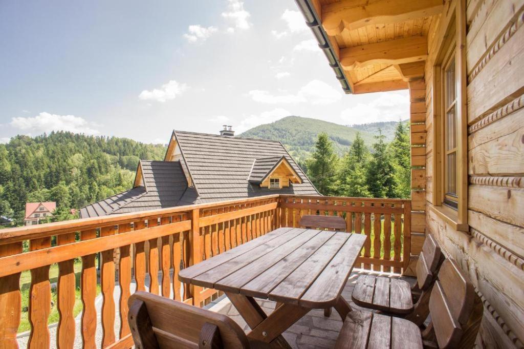 Mosorny Park Drewniane Komfortowe Domki Caloroczne Zawoja Exterior foto